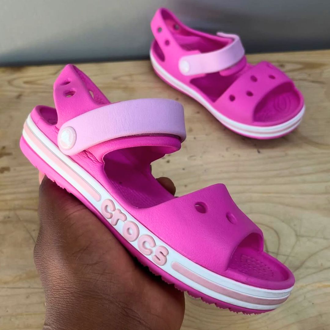 Sandália Crocs Bayaband Sandal Kids Electric Pink