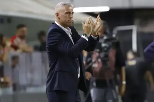 Crespo relembra trajetória no São Paulo e interage com torcida nas redes sociais ao fim do ano