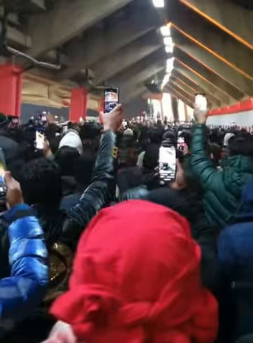 oY1QLo 4rwK90 om.jpg