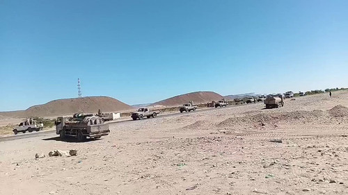 j8yBb1vfUdRG LLA.jpg