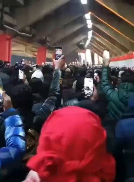 f EIaz s78Ang7Ou.jpg