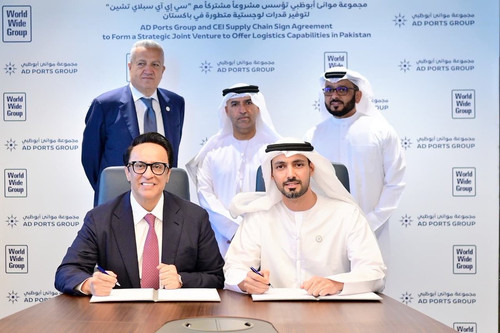 G83qEZHagAQBQ21.jpg