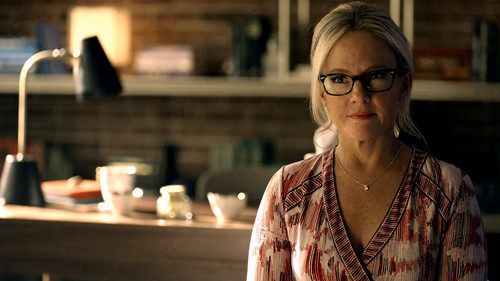 Lucifer.S02E01.Everythings.Coming.Up.Lucifer.1080p.BluRay.CZ EN.DD+5.1.x265 My.mkv 20251224 091246.1