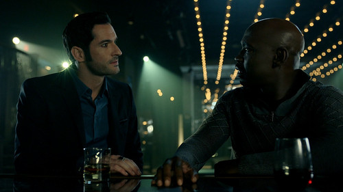 Lucifer.S02E01.Everythings.Coming.Up.Lucifer.1080p.BluRay.CZ EN.DD+5.1.x265 My.mkv 20251224 091309.4