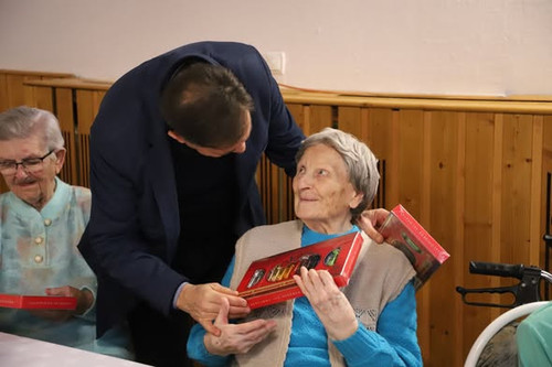 603916775 1430623245092612 3331289579406947169 n.jpg?stp=dst jpg s590x590 tt6& nc cat=104& nc cb=99b.jpg