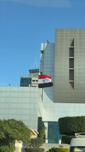 Z fI9bspJxss g3F.jpg