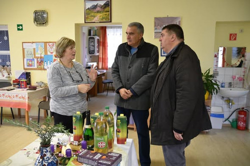 605010137 1264256215522695 3806428952921882849 n.jpg?stp=dst jpg s590x590 tt6& nc cat=102& nc cb=99b.jpg