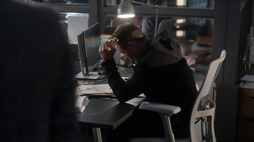 Lucifer.S04E01.Everythings.Okay.1080p.BluRay.CZ EN.DD+5.1.x265 My.mkv 20251224 100528.532