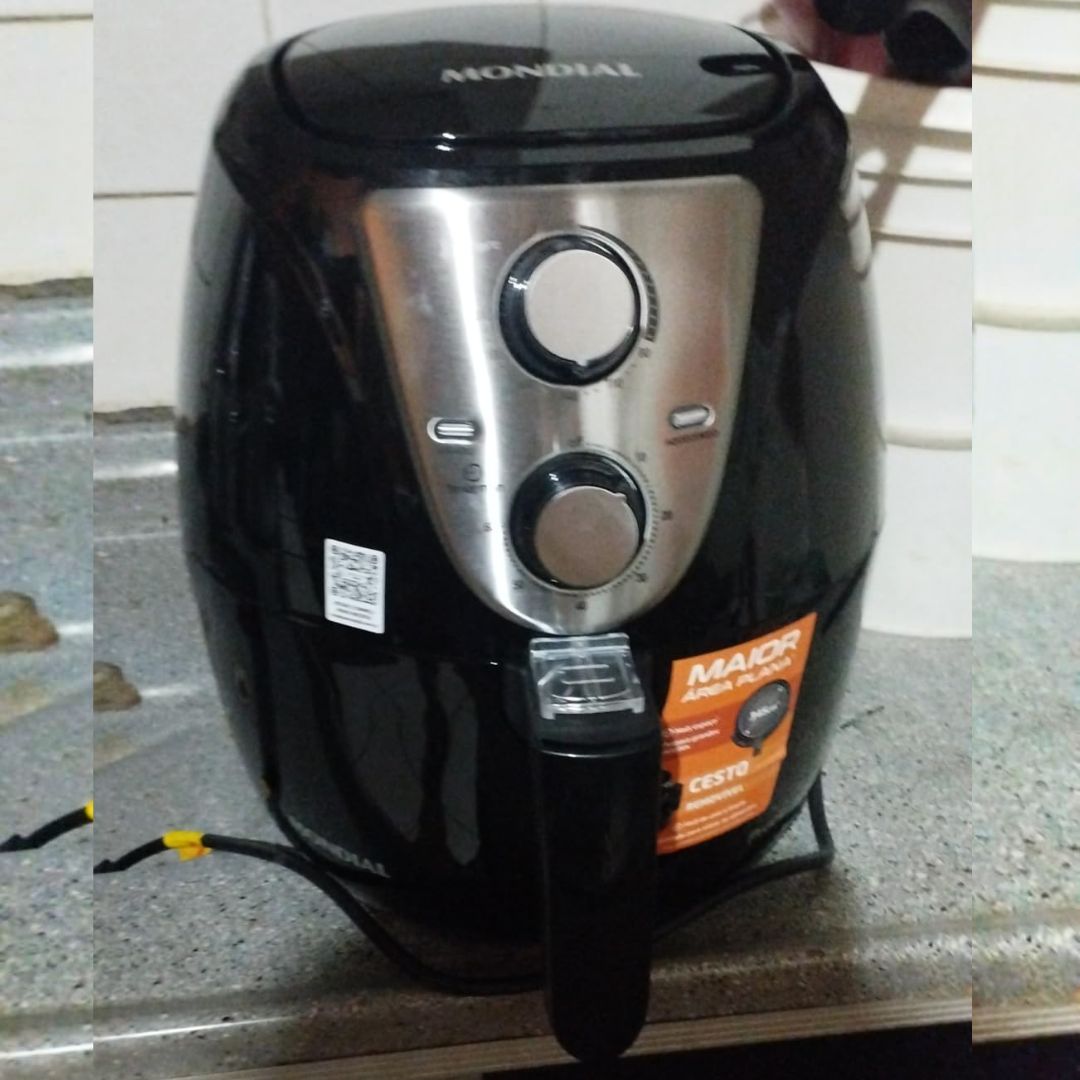 Fritadeira Sem Óleo Air Fryer Pratic 3,6L, Mondial, Preto/Inox, 1500W – AF-36-BI