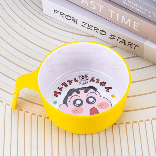 SKU05 颜色 黄色蜡笔小新中号.jpg