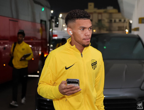 G8yMnT4WEAAN 7t.jpg