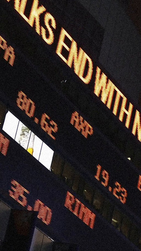 5j ENXROqzDwaAvU.jpg