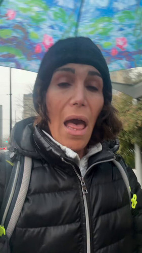 h9 JeYU1J4y0LFuw.jpg