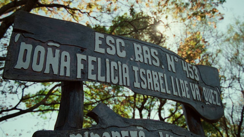 A73J3 Ui2T4E89yA.jpg