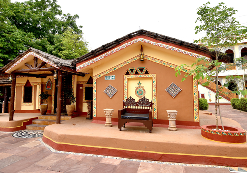 Luxury Hotel in Jaipur.png