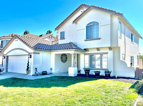 Real Estate Agents in Salinas CA.png