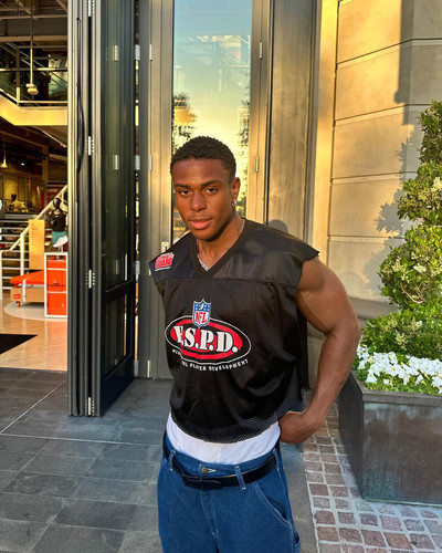 siahaartis 1684006285 3101992012291680923 2173074178.jpg