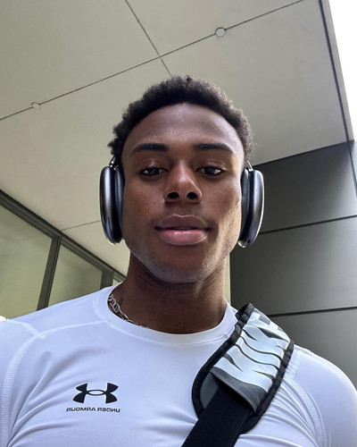 siahaartis 1676926510 3042602556431522507 2173074178.jpg