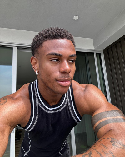 siahaartis 1690828751 3159223003311778342 2173074178.jpg