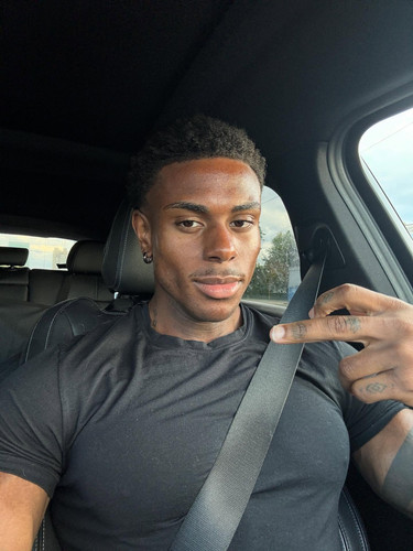 siahaartis 1757348061 3717227422577252926 2173074178.jpg