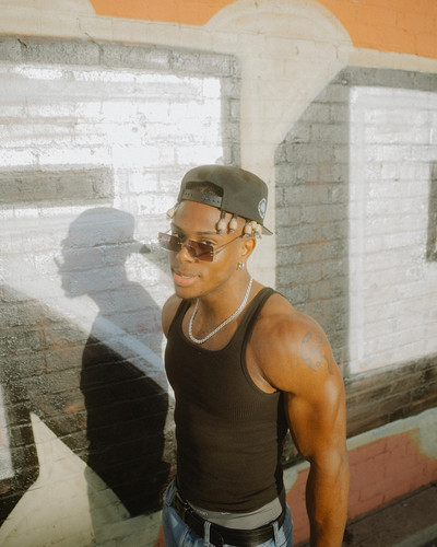 siahaartis 1620333304 2567864330864562958 2173074178.jpg