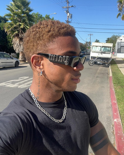 siahaartis 1697394787 3214302903795627423 2173074178.jpg