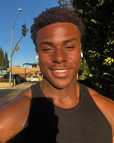 siahaartis 1731192908 3497822089695064346 2173074178.jpg