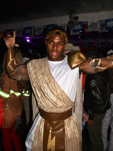 siahaartis 1762097742 3757070627522908155 2173074178.jpg