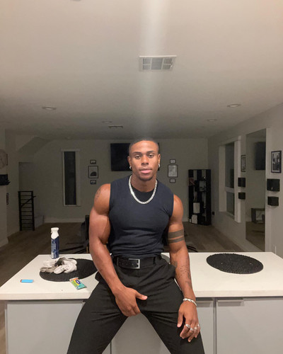 siahaartis 1650658961 2822254383608026357 2173074178.jpg