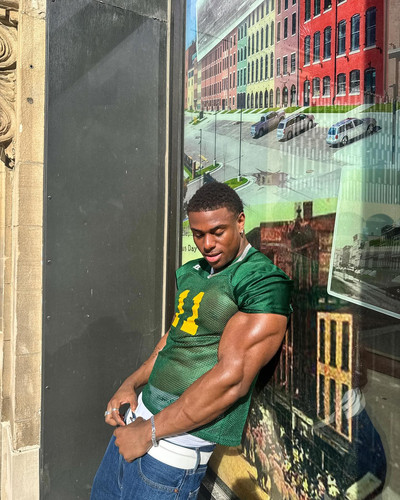 siahaartis 1744494456 3609403569637715353 2173074178.jpg