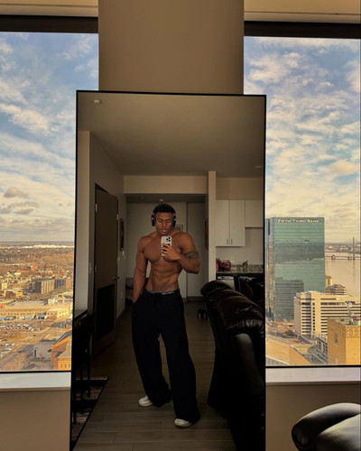 siahaartis 1738170503 3556354399603710069 2173074178.jpg