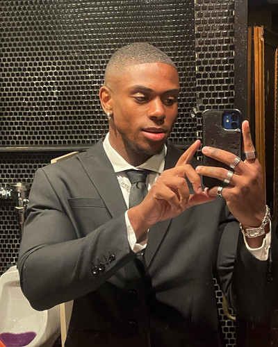 siahaartis 1639257050 2726608217281794776 2173074178.jpg