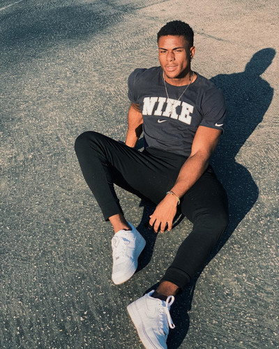 siahaartis 1586279805 2282202877137305410 2173074178.jpg