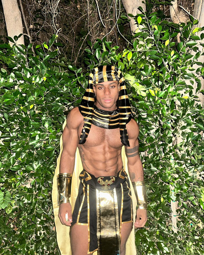 siahaartis 1698858151 3226578494167532231 2173074178.jpg