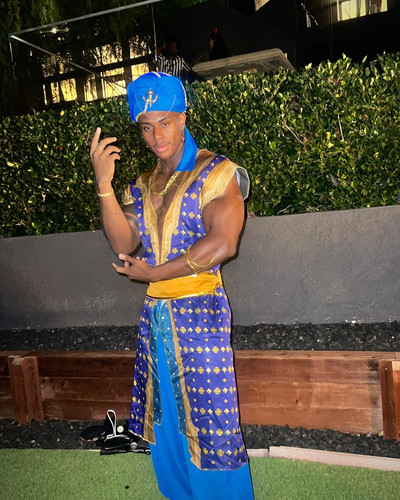 siahaartis 1667334364 2962137798759118020 2173074178.jpg