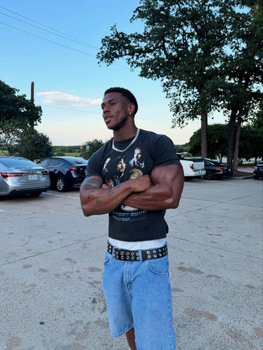 siahaartis 1754756312 3695486252501938669 2173074178.jpg