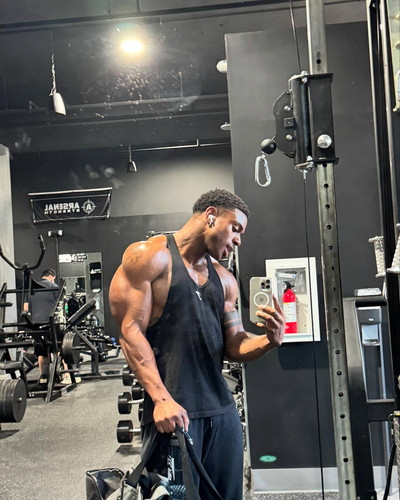 siahaartis 1751300642 3666497995849331784 2173074178.jpg