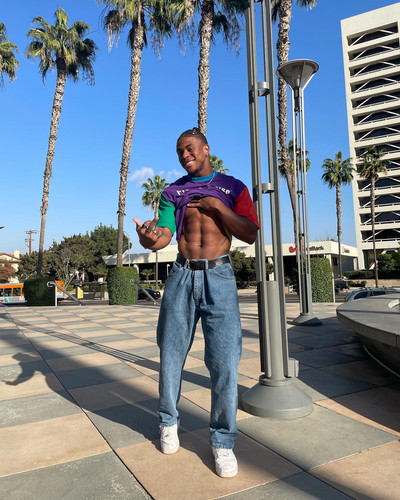 siahaartis 1607642987 2461410239561675614 2173074178.jpg