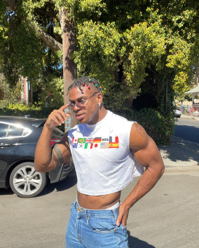 siahaartis 1616191184 2533117712269790187 2173074178.jpg