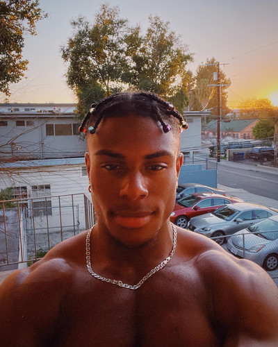 siahaartis 1612660817 2503502847511284779 2173074178.jpg