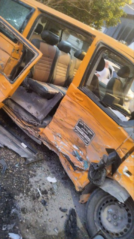 إصابة فلسطينيين اثنين نتيجة صدم مدرعة إسرائيلية لمركبتين في شارع حيفا، غرب جنين....