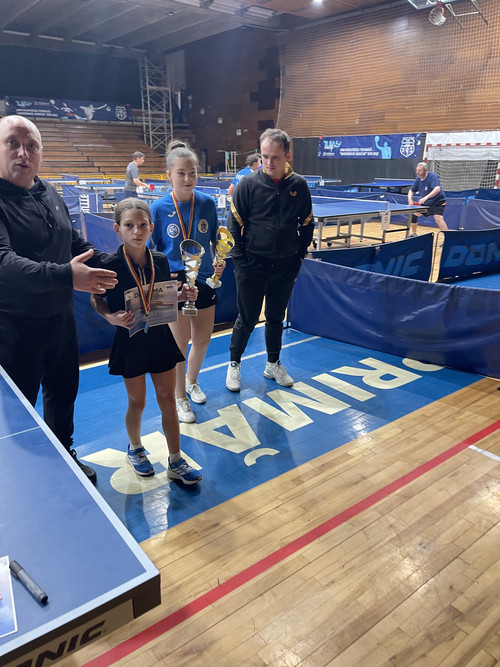 fHKQEMX.md.jpg fHKQEMX.md.jpg