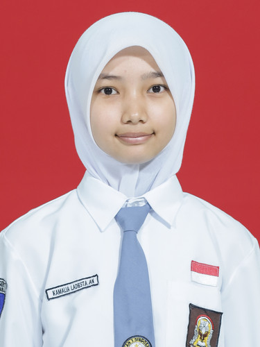 KAMALIA LADIESTA A.jpg