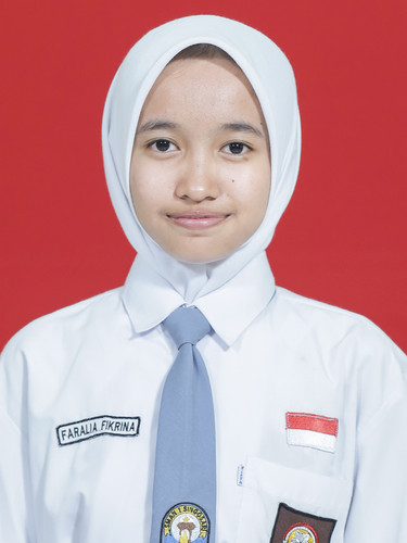 FARALIA FIKRINA.jpg