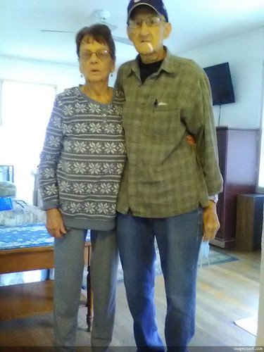 Mom And Dad 12 10 22.jpg