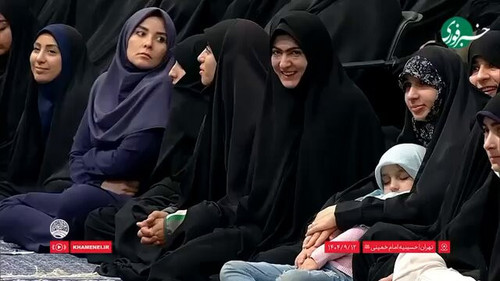 7 KF9zwJM7y7ujEL.jpg