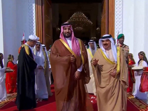 05 4HkbYVqqd2HYf.jpg