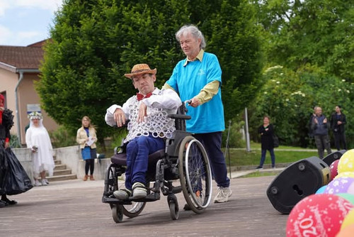 594180381 1420727156730874 1177764362911929274 n.jpg?stp=dst jpg s590x590 tt6& nc cat=105&ccb=1 7& n.jpg