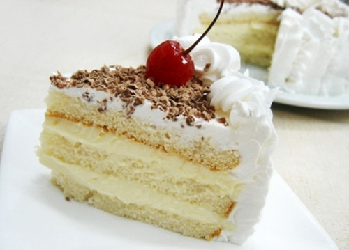 Torta quatro leites (ZERO AÇÚCAR).jpg