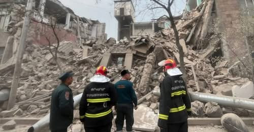 12302215398701745697?url=https%3A%2F%2Ffactor.am%2Fwp content%2Fuploads%2F2025%2F12%2F590206827 1548.jpg